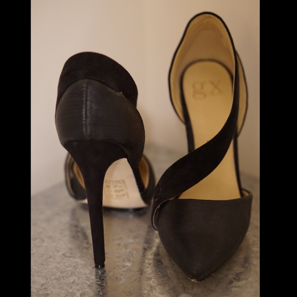Black Heels with Crossover